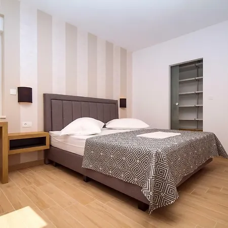 Tela Kučiće